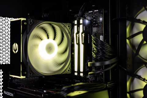 Actina iCUE 7500F/32GB/1TB/RX7700XT/750W