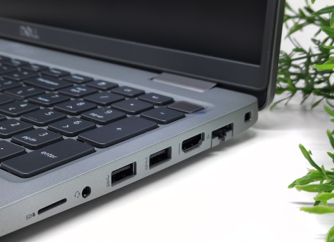 Laptop Dell Latitude 5520 i5 64GB RAM 2TB SSD 15,6" Full HD powystawowy