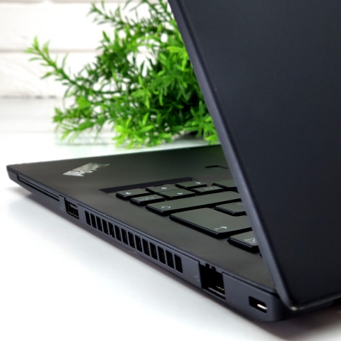 Laptop Lenovo ThinkPad T14 Gen 1 AMD RYZEN 24GB RAM 512GB SSD 14" Full HD dotykowy powystawowy