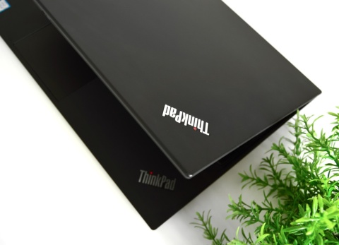Laptop Lenovo ThinkPad T590 i5 40GB RAM 1TB SSD 15" Full HD dotykowy powystawowy