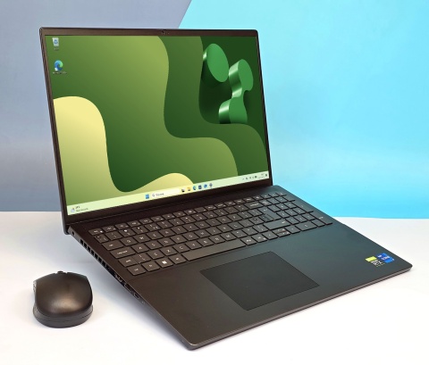 Laptop Dell Vostro 7620 i7 40GB RAM 1TB SSD 16" Full HD+ powystawowy